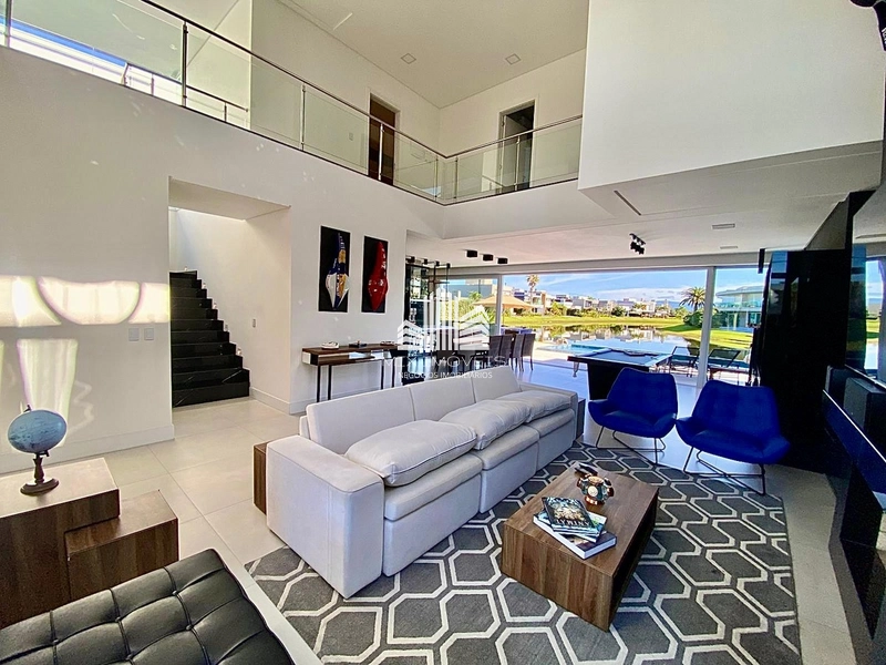 Magnifica casa sobrado, beira lago no condomínio Enseada.: 9ª foto da galeria de imagens do imóvel