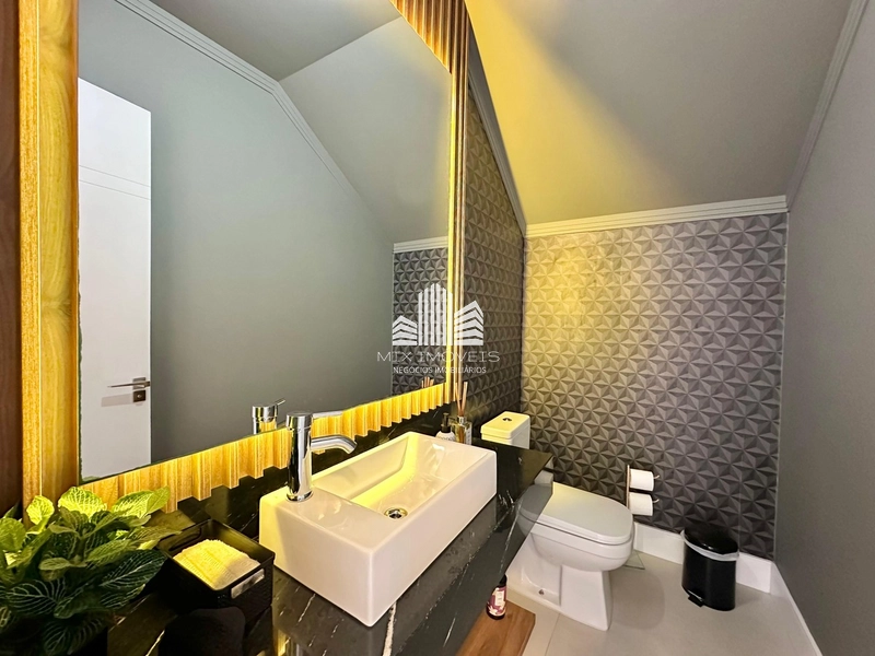 Magnifica casa sobrado, beira lago no condomínio Enseada.: 13ª foto da galeria de imagens do imóvel