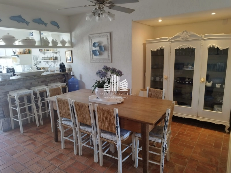 Excelente Sobrado Duplex, a uma quadra do mar Centro Xangri-lá RS.: 4ª foto da galeria de imagens do imóvel