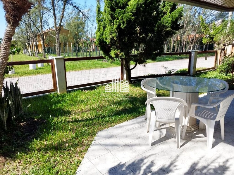 Excelente duplex de esquina com alameda e próximo do mar em Xangri-lá!: 32ª foto da galeria de imagens do imóvel