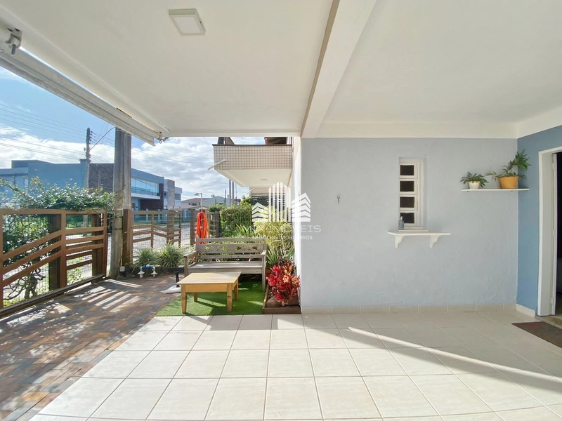 Excelente Sobrado/Duplex, 1 qda mar, centro Xangri-lá RS.: 1ª foto da galeria de imagens do imóvel