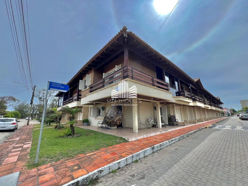 Excelente Sobrado/Duplex, Sacada em: 1ª foto da galeria de imagens do imóvel