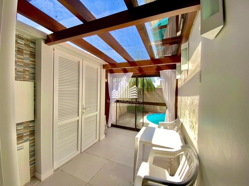 Excelente casa hermosa, vista lago e frente avenida!: 27ª foto da galeria de imagens do imóvel