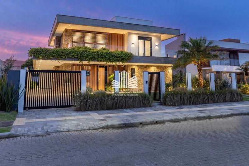 Casa Sobrado, estilo contemporâneo, lado mar em Atlântida!: 1ª foto da galeria de imagens do imóvel