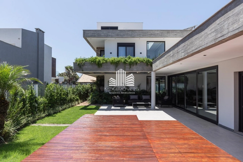 Casa Sobrado, estilo contemporâneo, lado mar em Atlântida!: 42ª foto da galeria de imagens do imóvel