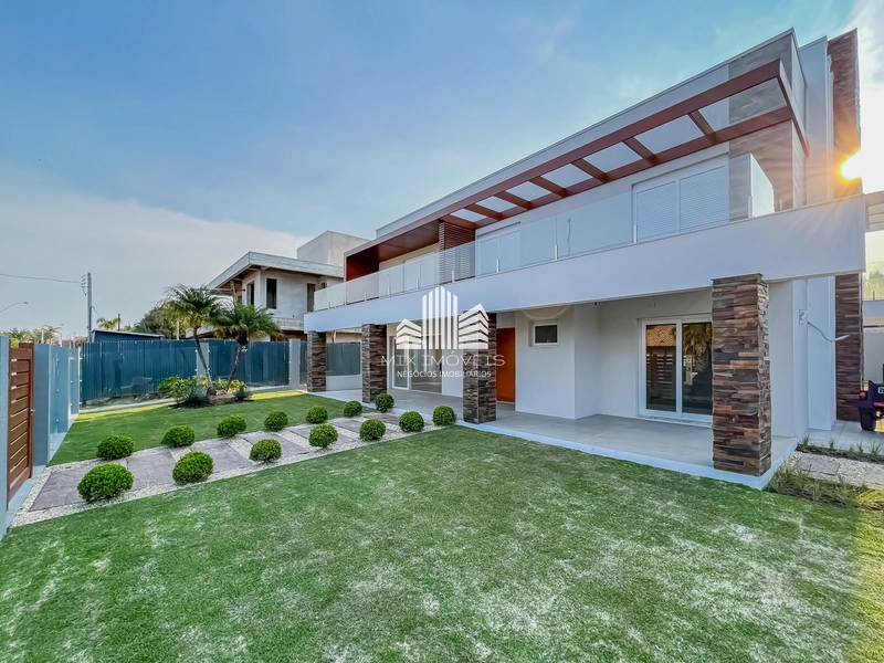 Casa Sobrado, estilo contemporâneo, lado mar em Atlântida!: 9ª foto da galeria de imagens do imóvel