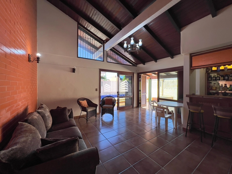 Excelente casa térrea, com piscina, Centro Xangri-lá!: 8ª foto da galeria de imagens do imóvel