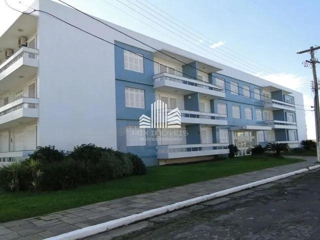 Excelente apartamento junto a beira mar no coração de Atlântida: 1ª foto da galeria de imagens do imóvel