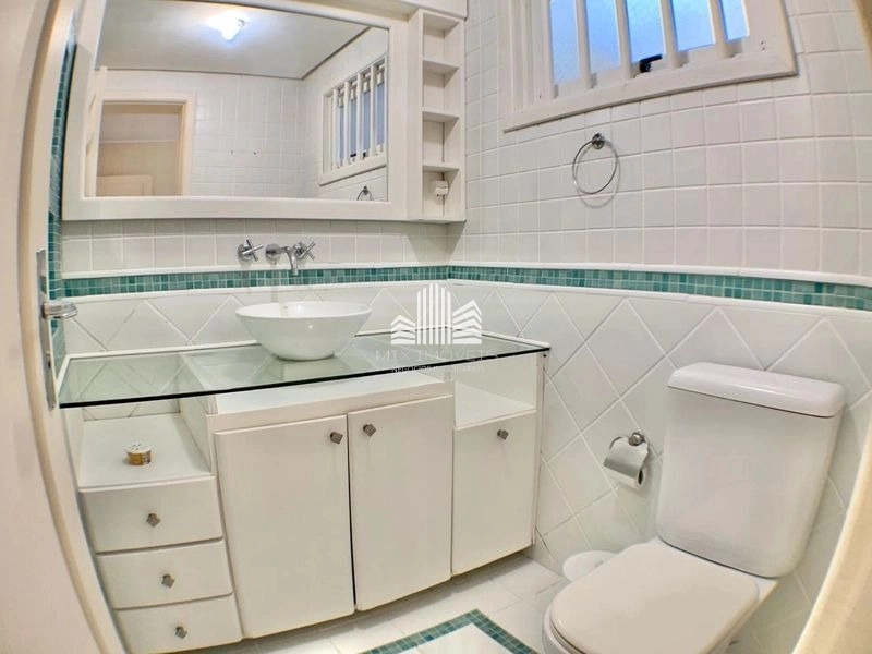 Linda casa fora de condomínio á venda: 20ª foto da galeria de imagens do imóvel