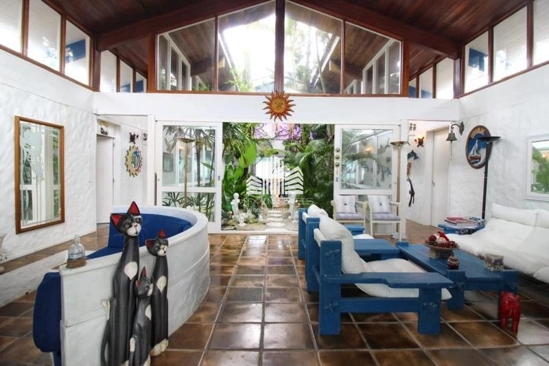 Linda casa á venda: 8ª foto da galeria de imagens do imóvel