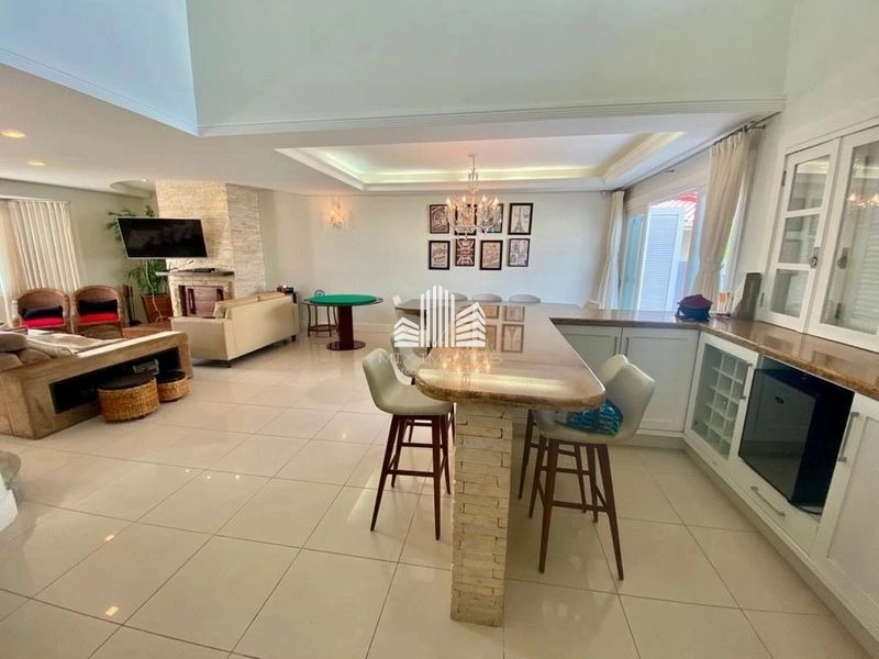 Excelente casa sobrado, a 50 metros do mar!: 8ª foto da galeria de imagens do imóvel