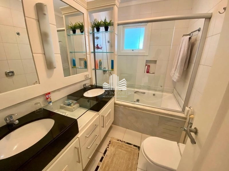 Excelente casa sobrado, a 50 metros do mar!: 27ª foto da galeria de imagens do imóvel