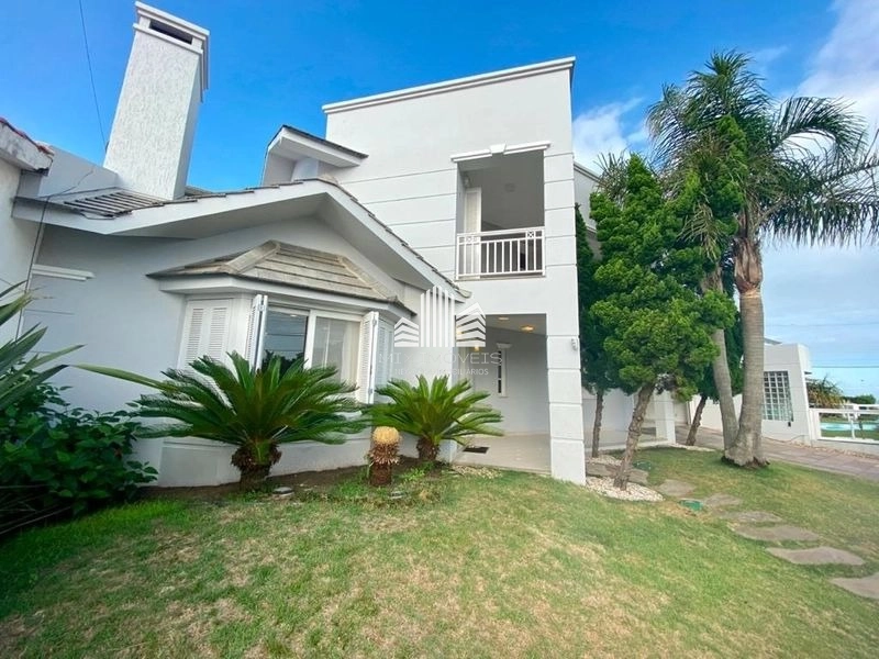 Excelente casa sobrado, a 50 metros do mar!: 2ª foto da galeria de imagens do imóvel