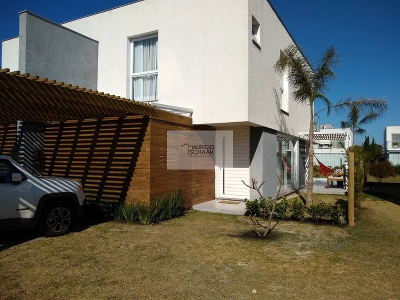 Sobrado geminado em condomínio fechado: 1ª foto da galeria de imagens do imóvel