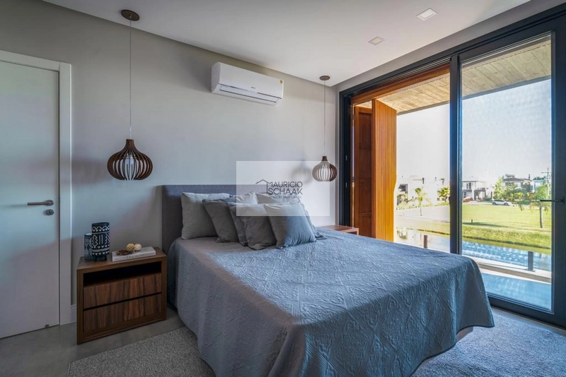 Casa beira lago em condomínio fechado: 8ª foto da galeria de imagens do imóvel