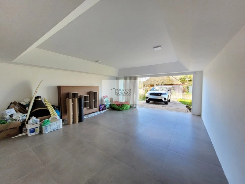 Casa reformada em ótima localização em Atlântida: 11ª foto da galeria de imagens do imóvel