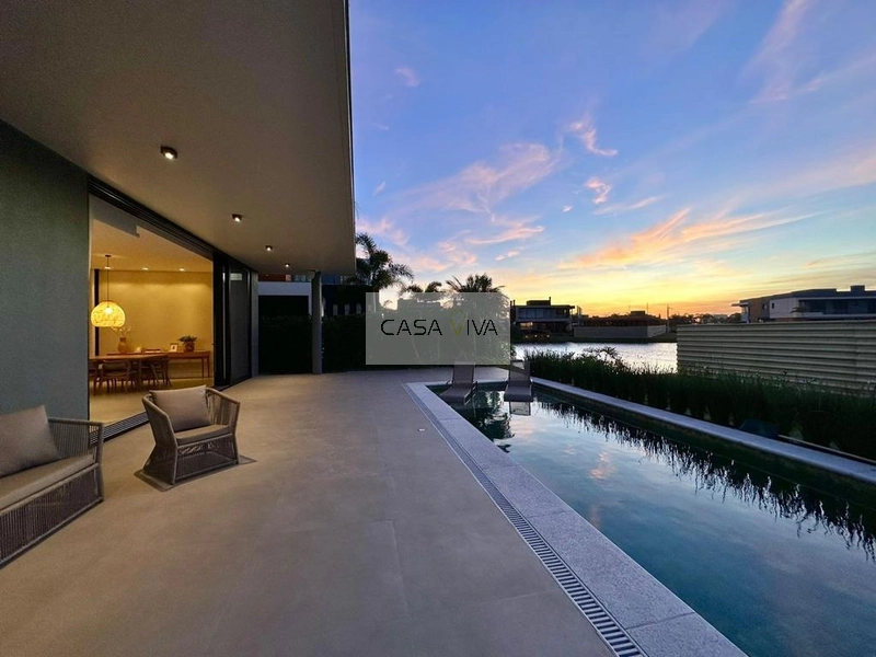 Sobrado em condomínio fechado de luxo: 68ª foto da galeria de imagens do imóvel