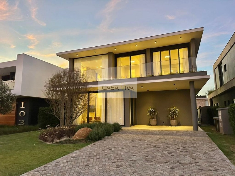 Sobrado em condomínio fechado de luxo: 11ª foto da galeria de imagens do imóvel