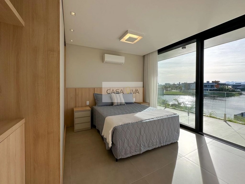 Sobrado em condomínio fechado de luxo: 44ª foto da galeria de imagens do imóvel