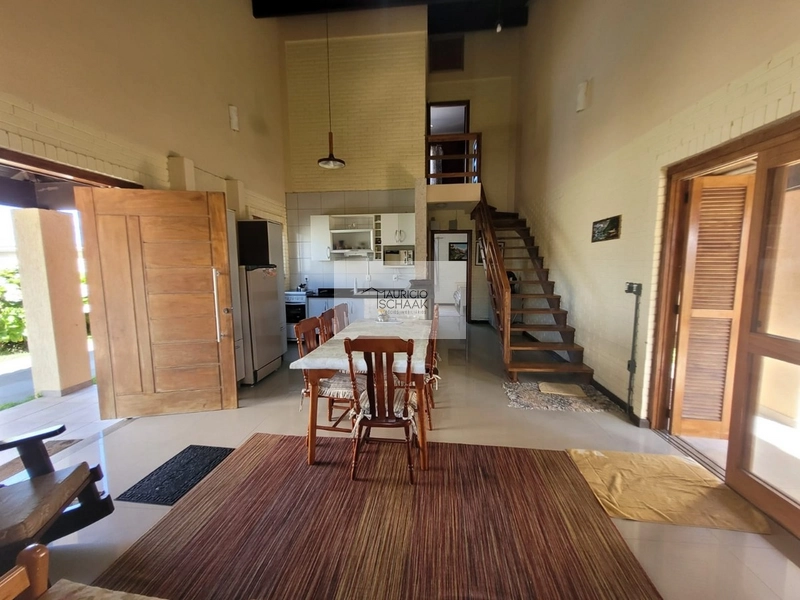 Casa muito bem localizada em Capão da Canoa: 2ª foto da galeria de imagens do imóvel