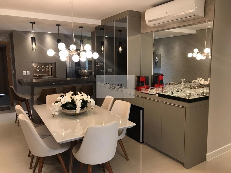 Apartamento na avenida mais badalada do litoral: 6ª foto da galeria de imagens do imóvel