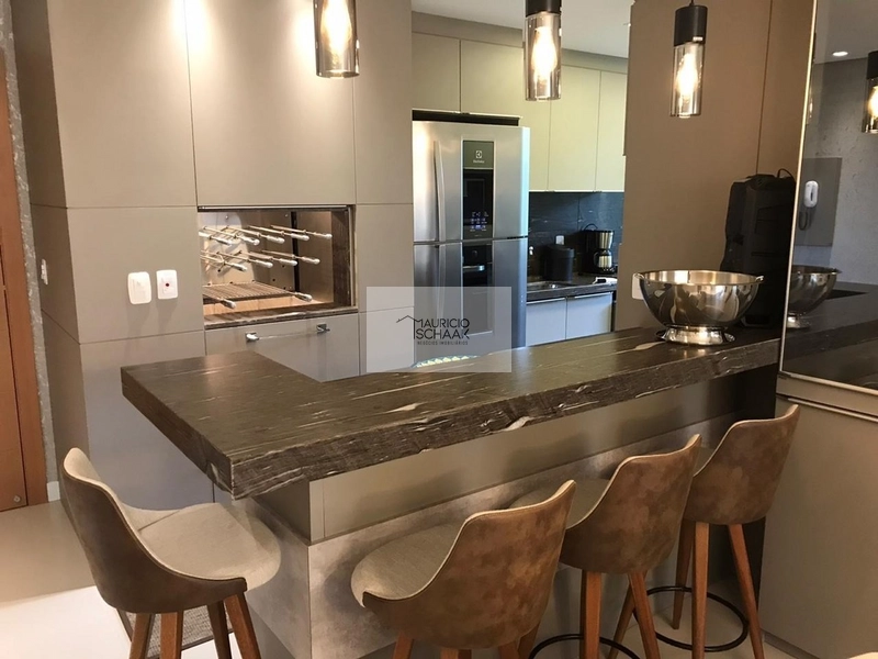 Apartamento na avenida mais badalada do litoral: 7ª foto da galeria de imagens do imóvel