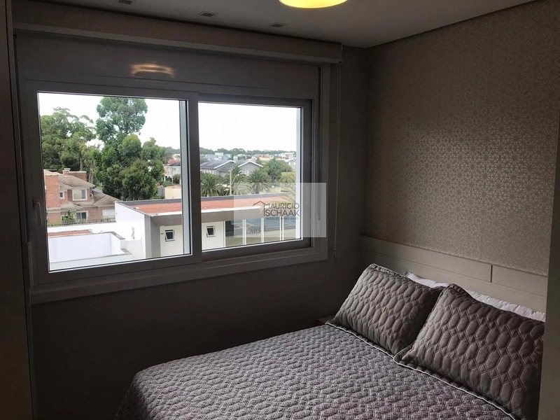 Apartamento na avenida mais badalada do litoral: 4ª foto da galeria de imagens do imóvel