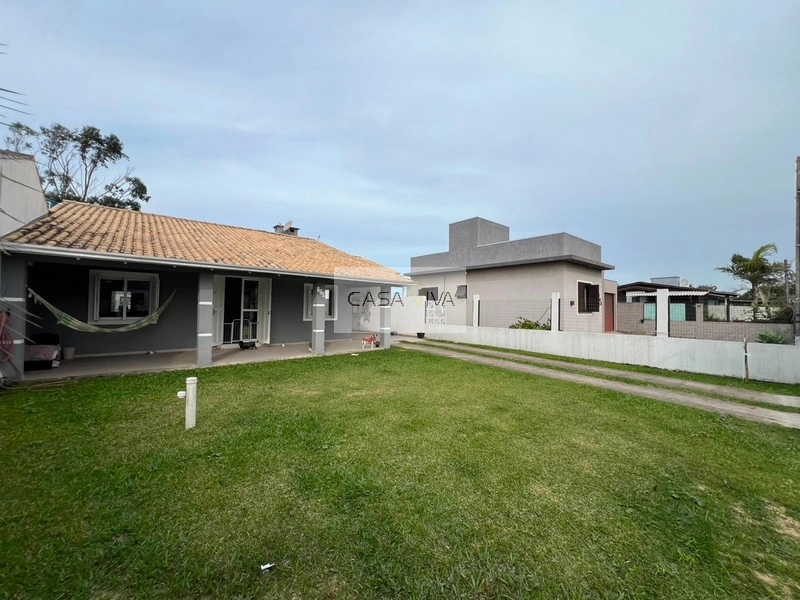 Casa em Capão da Canoa: 2ª foto da galeria de imagens do imóvel