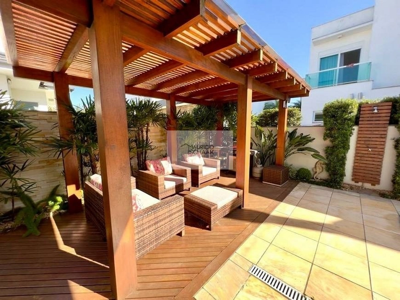 Linda casa em condomínio!!: 3ª foto da galeria de imagens do imóvel
