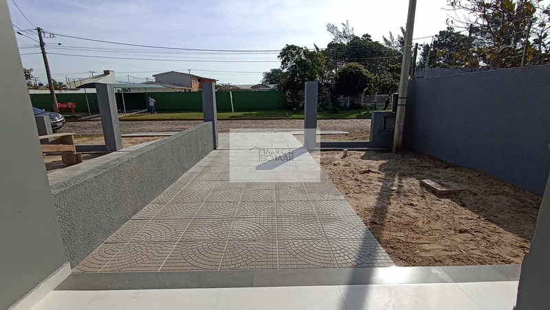 Casa geminada em Capão da Canoa!: 2ª foto da galeria de imagens do imóvel