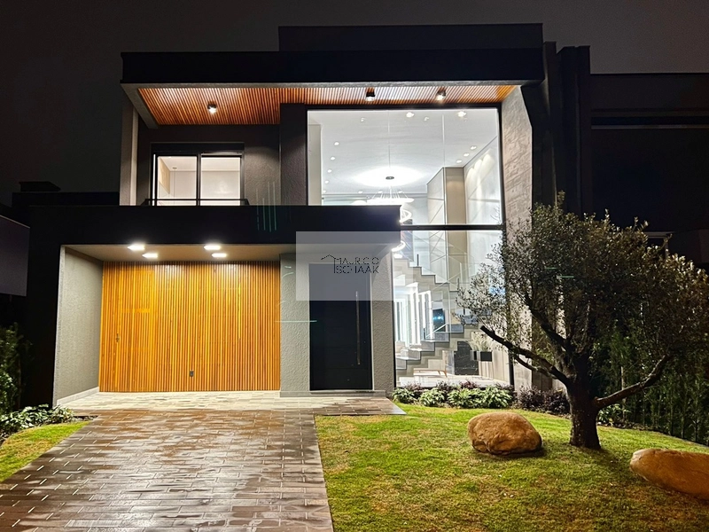 Sobrado em condomínio fechado em Xangri-lá!!: 1ª foto da galeria de imagens do imóvel