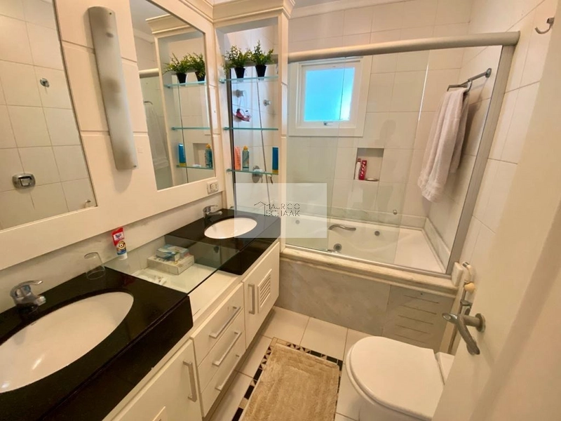Casa no centro de Xangri-lá: 2ª foto da galeria de imagens do imóvel