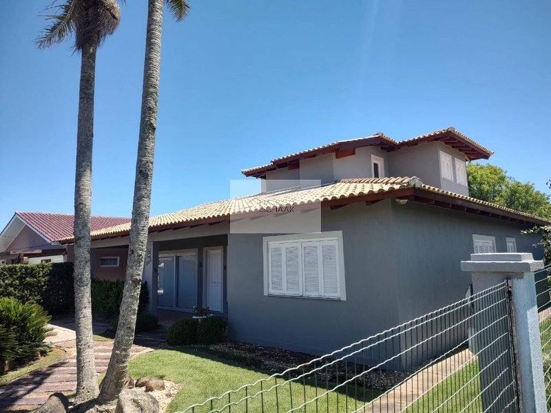 Casa à poucos metros do mar em Xangri-lá: 10ª foto da galeria de imagens do imóvel