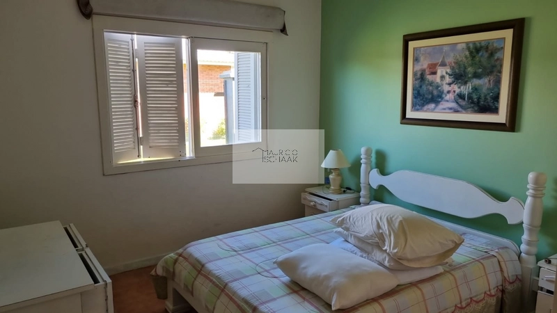 Casa à poucos metros do mar em Xangri-lá: 6ª foto da galeria de imagens do imóvel