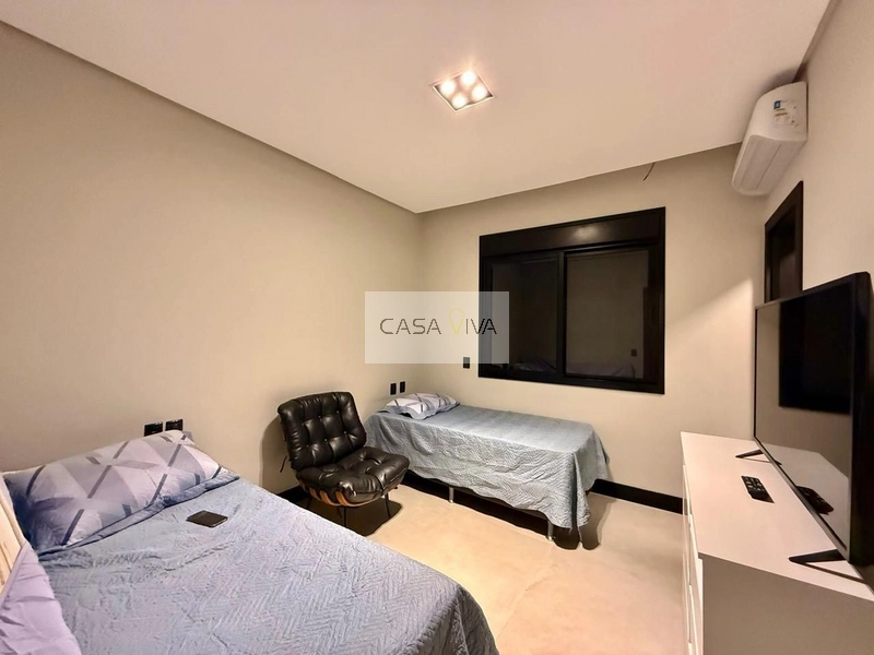 Casa beira lago em condomínio fechado!: 32ª foto da galeria de imagens do imóvel