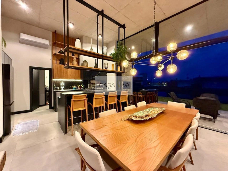 Casa beira lago em condomínio fechado!: 14ª foto da galeria de imagens do imóvel