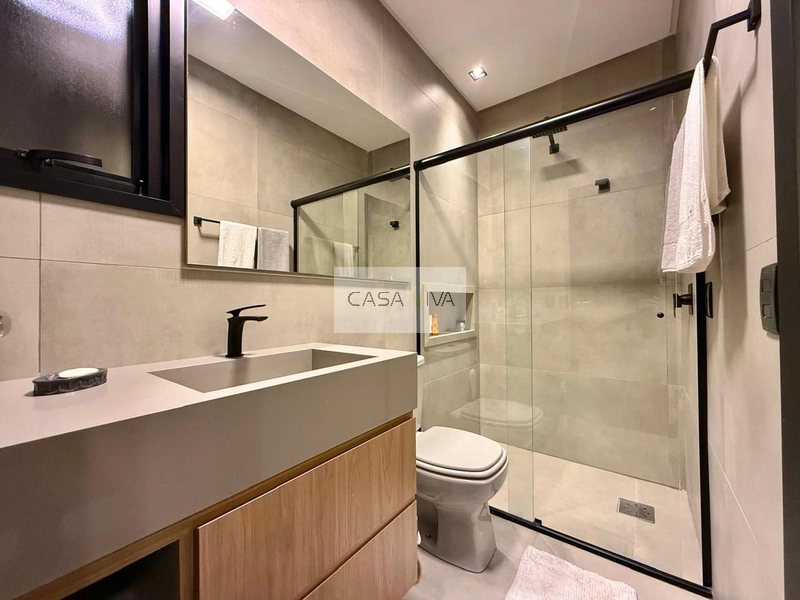 Casa beira lago em condomínio fechado!: 31ª foto da galeria de imagens do imóvel