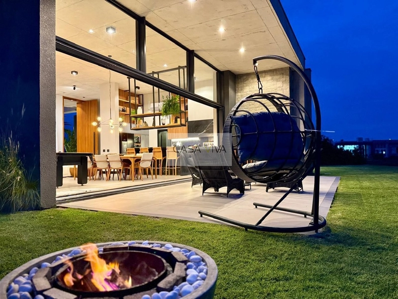 Casa beira lago em condomínio fechado!: 13ª foto da galeria de imagens do imóvel