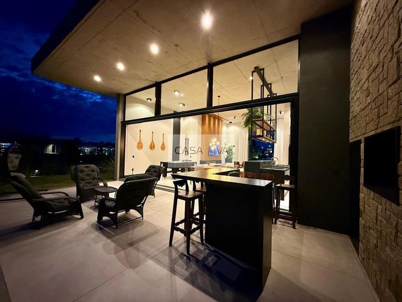 Casa beira lago em condomínio fechado!: 17ª foto da galeria de imagens do imóvel