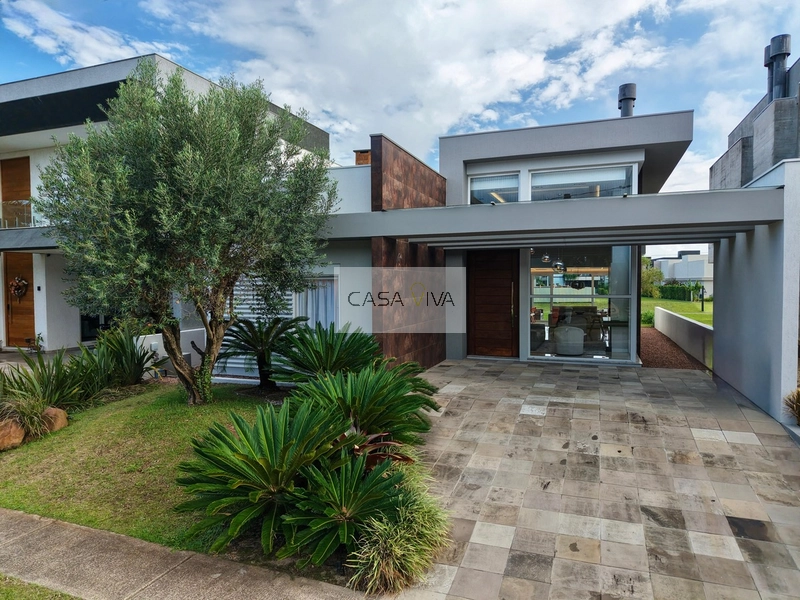 Casa em condomínio fechado em Capão da Canoa!