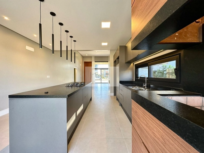 Casa térrea em condomínio fechado em Xangri-lá: 4ª foto da galeria de imagens do imóvel