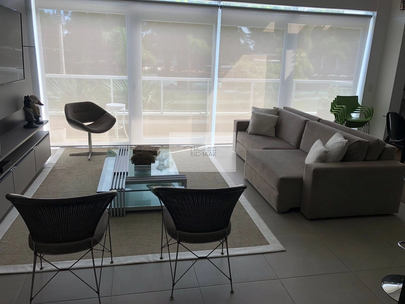 Apartamento na avenida central de Atlântida: 17ª foto da galeria de imagens do imóvel