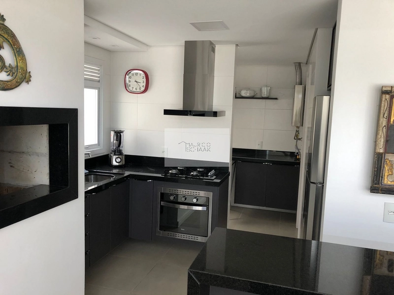 Apartamento na avenida central de Atlântida: 11ª foto da galeria de imagens do imóvel