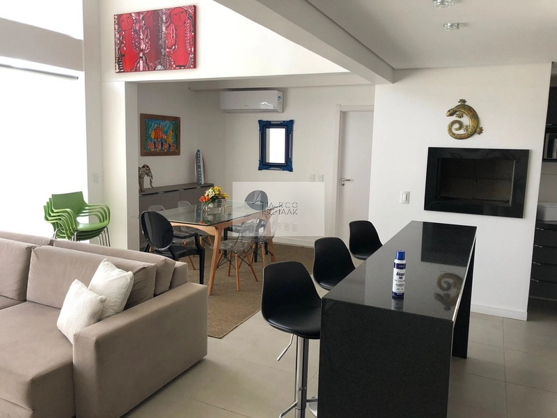 Apartamento na avenida central de Atlântida: 15ª foto da galeria de imagens do imóvel