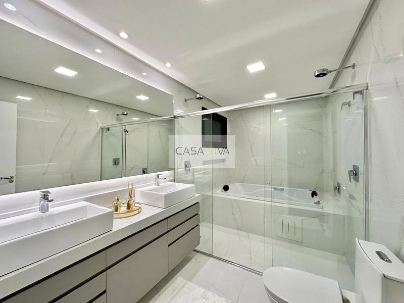 Residência de Alto Padrão à Beira Lago!!: 37ª foto da galeria de imagens do imóvel