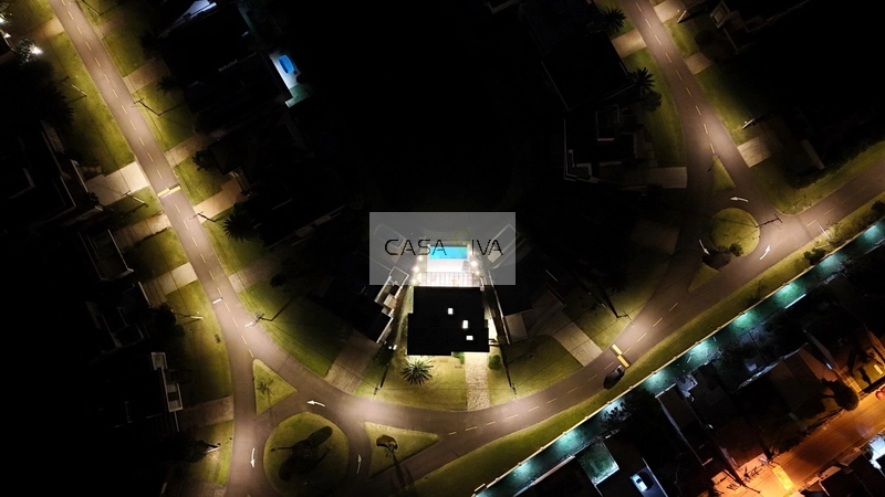 Residência de Alto Padrão à Beira Lago!!: 45ª foto da galeria de imagens do imóvel