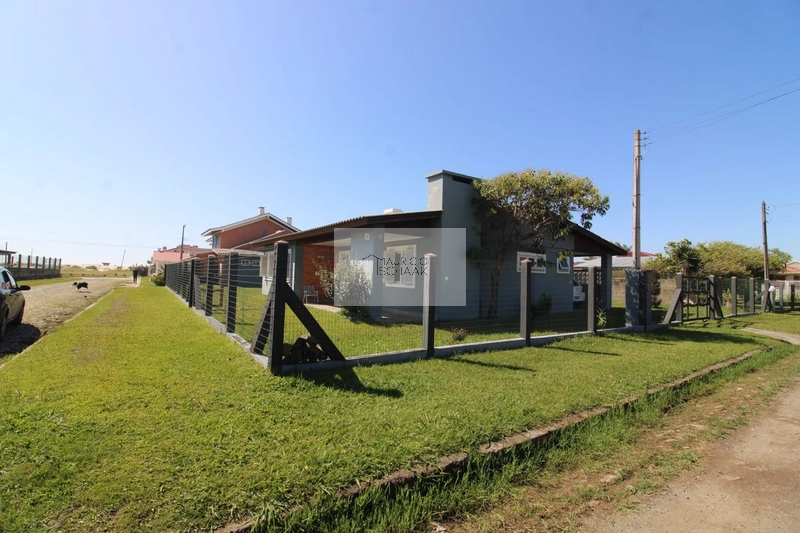 Casa no centro de Xangri-lá!: 2ª foto da galeria de imagens do imóvel