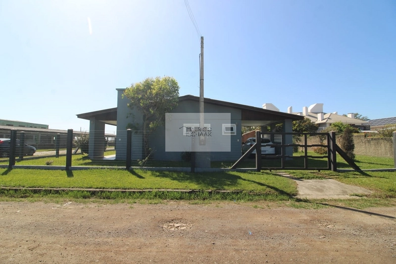 Casa no centro de Xangri-lá!: 4ª foto da galeria de imagens do imóvel