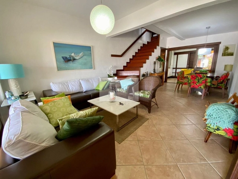 Casa no centro de Xangri-lá!: 4ª foto da galeria de imagens do imóvel