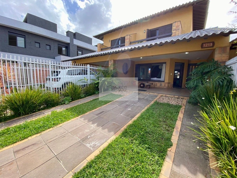 Casa no centro de Xangri-lá!: 1ª foto da galeria de imagens do imóvel